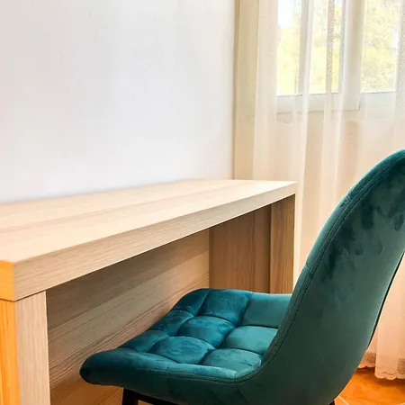 2 Bedroom 1015 *
