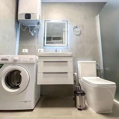 2 Bedroom 1015 *